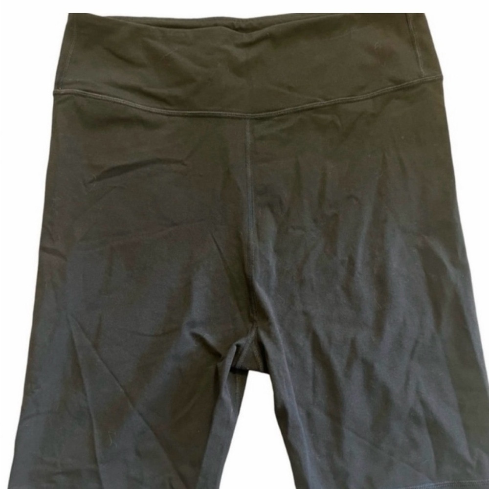 GAP Maternity Black High Rise Bike Shorts Size L